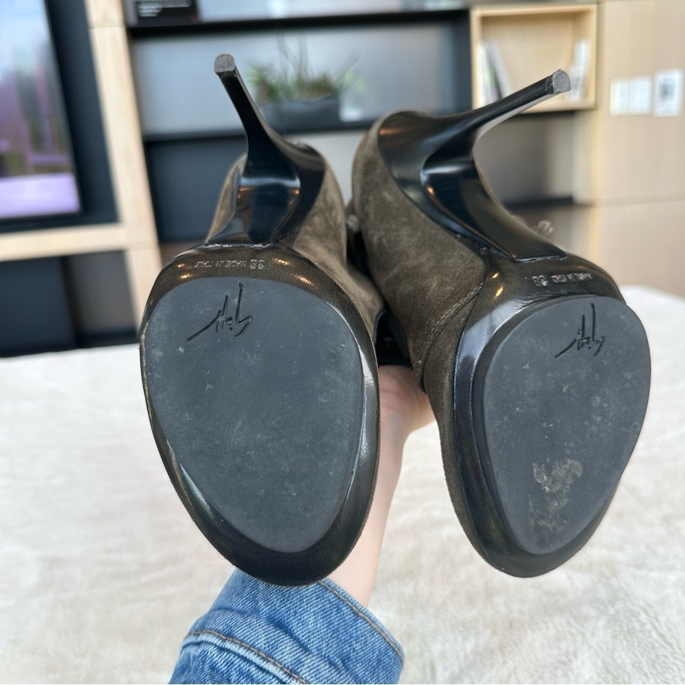 Giuseppe Zanotti Olive Ankle Boots - Picture 10 of 13